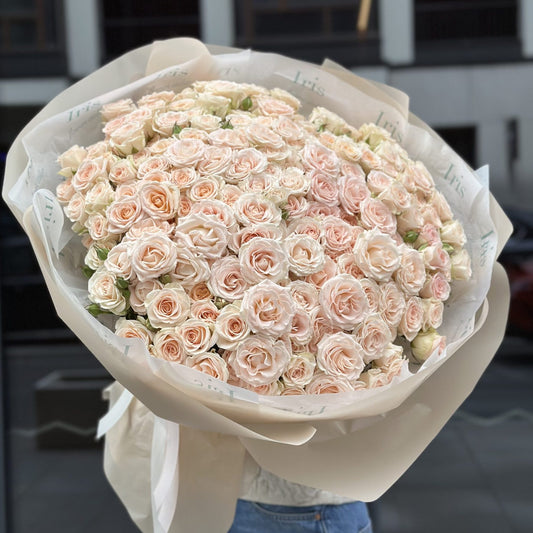 Bouquet of branch roses